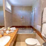 فندق كارلتون البوتيكي