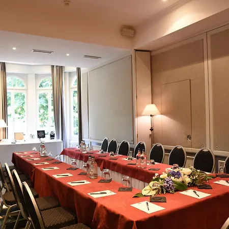 Hotel Carlton Boutique 4*