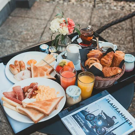 كارلتون البوتيكي