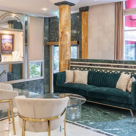 Carlton Boutique לוזאן