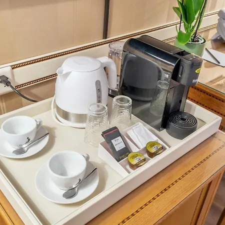 Hotel Carlton Boutique 4*