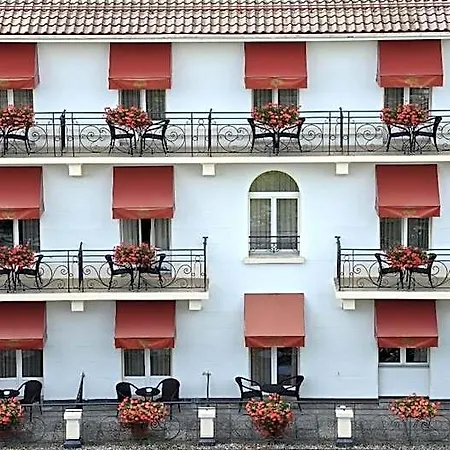 Carlton Boutique Hotel