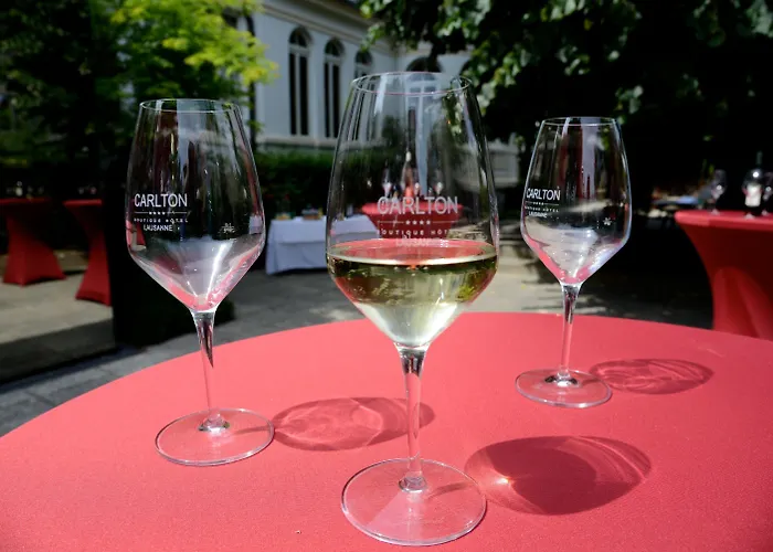 Carlton Boutique Отель 4*