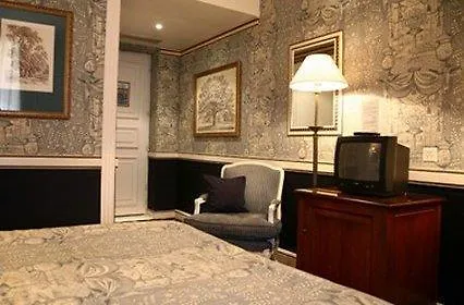 Carlton Boutique Лозанна