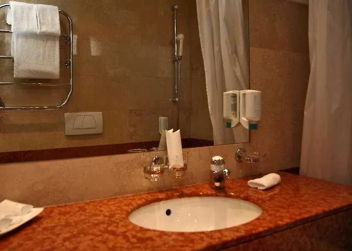 Hotel Carlton Boutique 4*