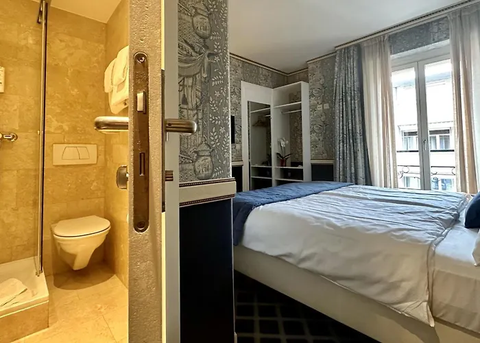 Carlton Boutique Hotel 4*