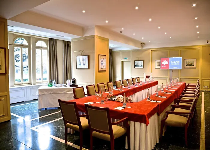 Carlton Boutique Hotel